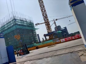 东虹桥中心